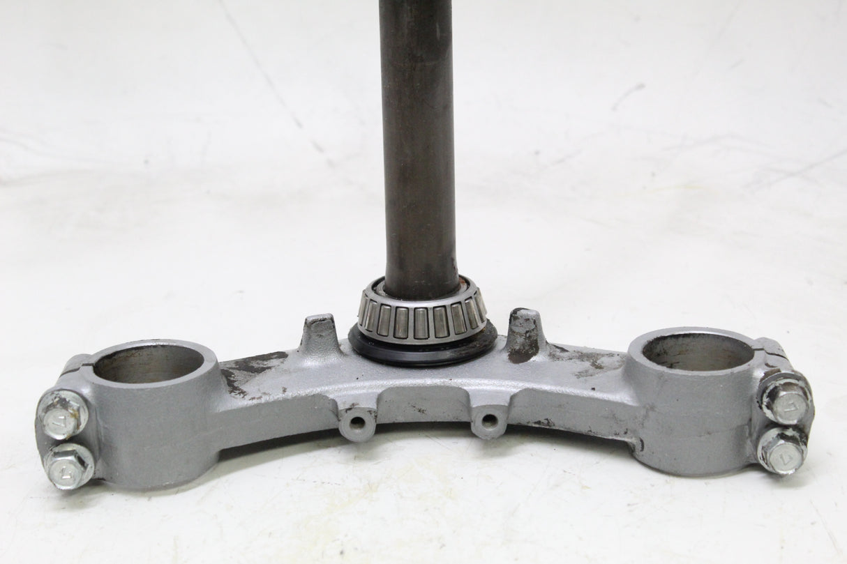 1992 KAWASAKI NINJA 600R ZX600C OEM LOWER TRIPLE TREE STEERING STEM