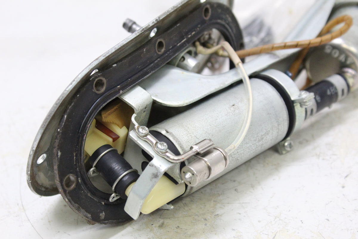 2005 KAWASAKI VULCAN 1500 VN1500 OEM Fuel Pump Assembly 49040-1071