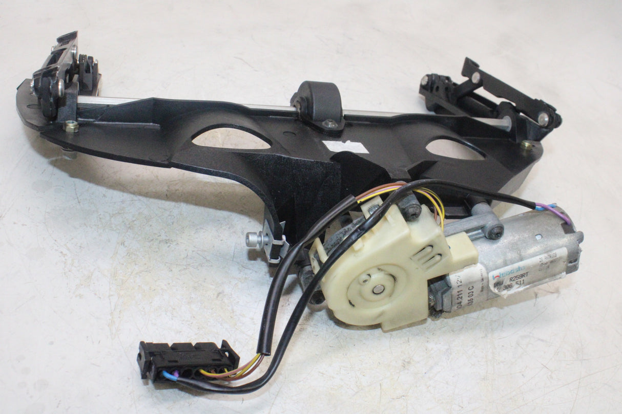 2001 BMW R1100RT OEM WINDSHIELD MOTOR MOUNT BRACKET