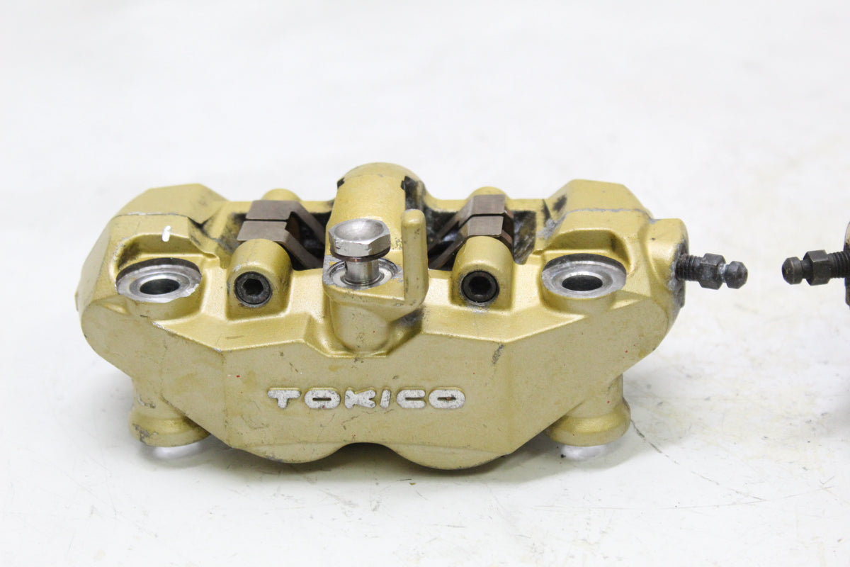 2004 SUZUKI GSXR600 OEM TOKICO FRONT BRAKE CALIPER SET PAIR