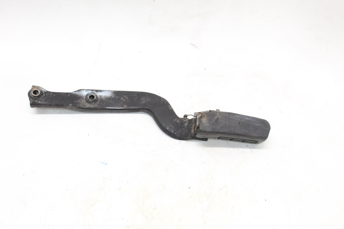 1983 Yamaha XC180 Riva OEM Passenger Foot Pegs Brackets Left Right Pair