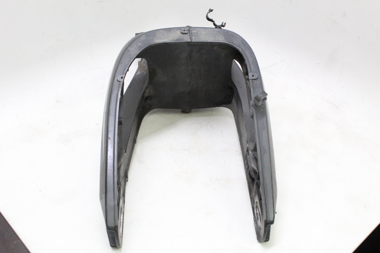 2005 Yamaha YZF R6 OEM REAR SWINGARM BACK SUSPENSION SWING ARM