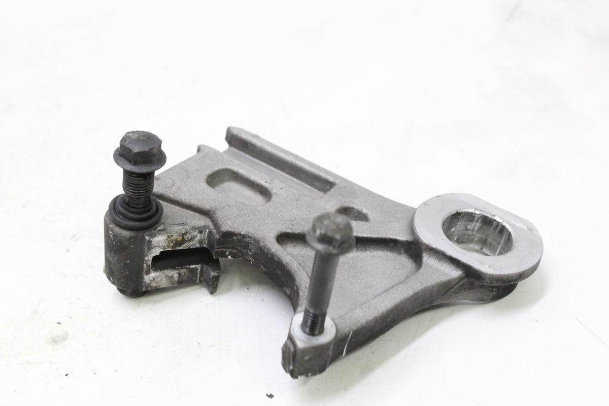 2005 YAMAHA FZ6 OEM REAR BRAKE CALIPER HANGER MOUNT BRACKET