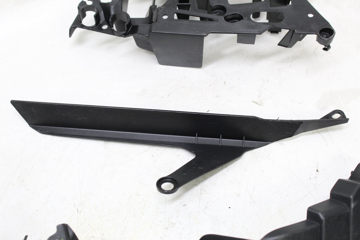 2017 Yamaha FZ10 OEM INNER FAIRING COWL TRIM COVER PANEL KIT