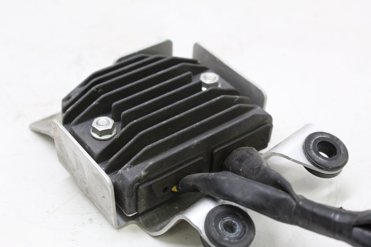 2006 Honda CBR600RR OEM RECTIFIER VOLTAGE REGULATOR