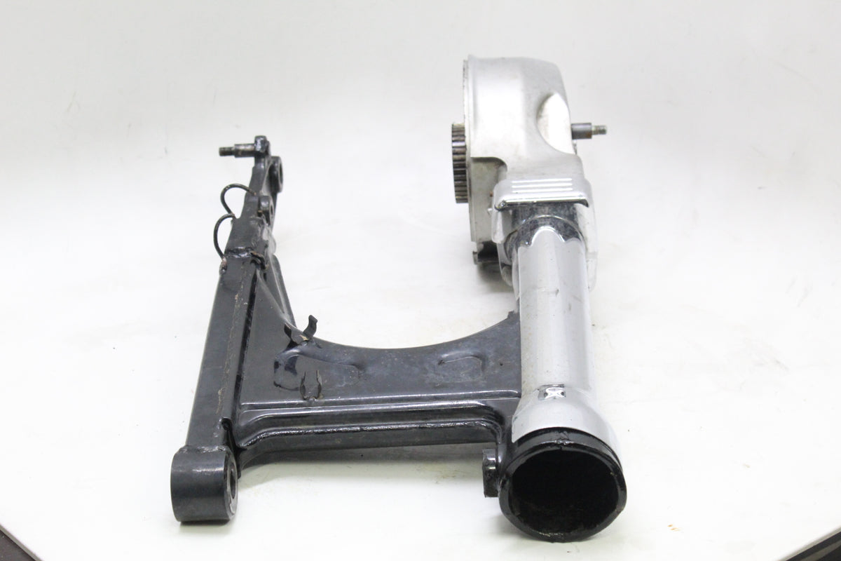 2005 KAWASAKI VULCAN 1500 VN1500 CLASSIC OEM SWINGARM FINAL DRIVE ASSEMBLY