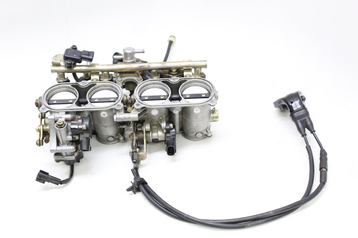 2004 Yamaha YZF R1 04-06 OEM MAIN FUEL INJECTORS / THROTTLE BODIES