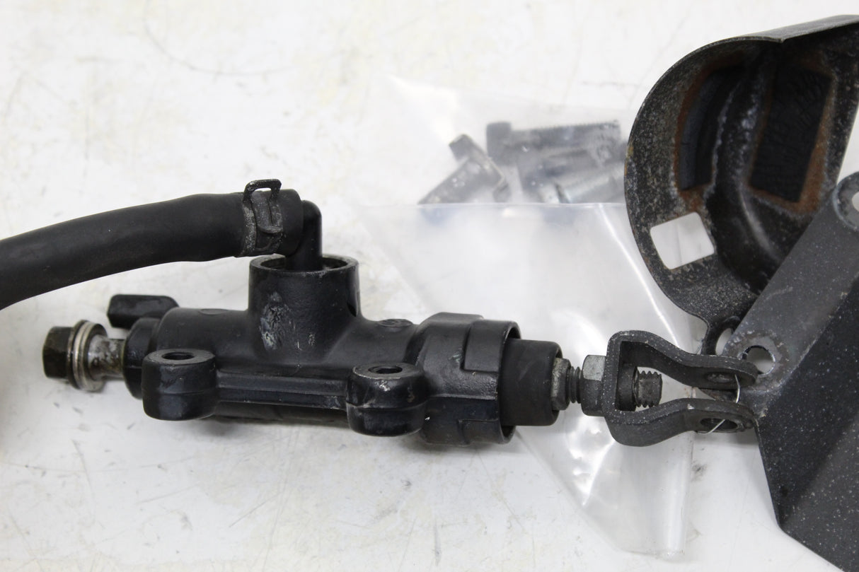 2005 Honda VTX1300S VTX1300 OEM REAR BACK BRAKE MASTER CYLINDER W RESERVOIR