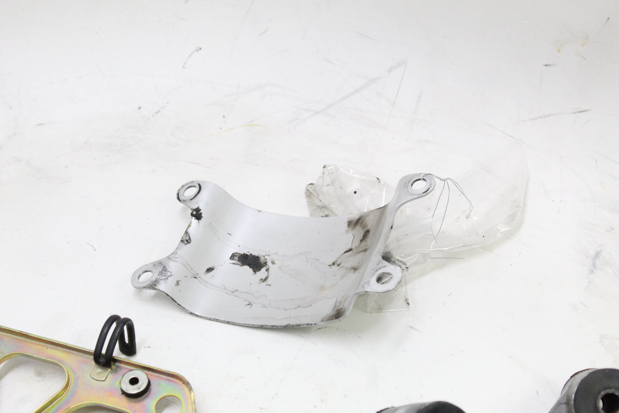 1992 KAWASAKI NINJA 600 ZX600 OEM BRACKETS MOUNTS HOLDERS HARDWARE SET