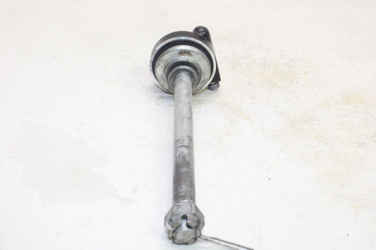2007 Kawasaki KLR650 OEM FRONT AXLE W SPEEDO DRIVE