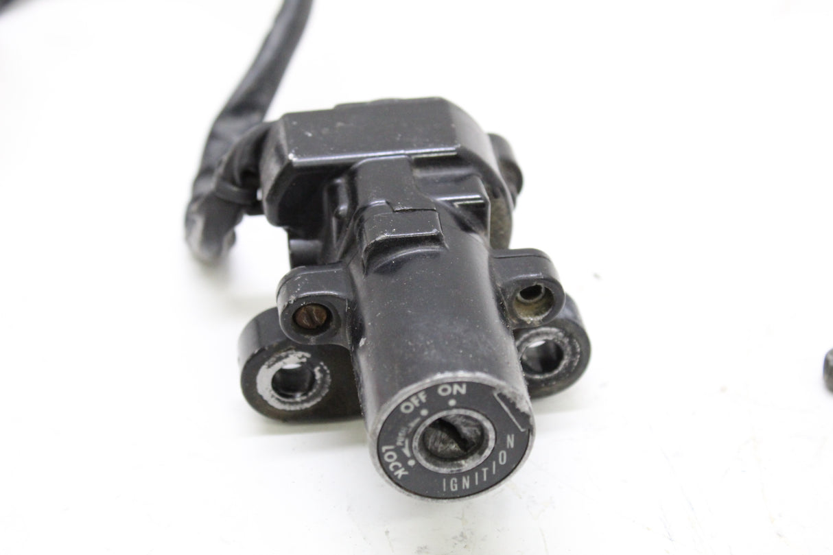 2007 Yamaha YZF R6S OEM IGNITION LOCK SET W/ GAS CAP SEAT LOCK !no Key!