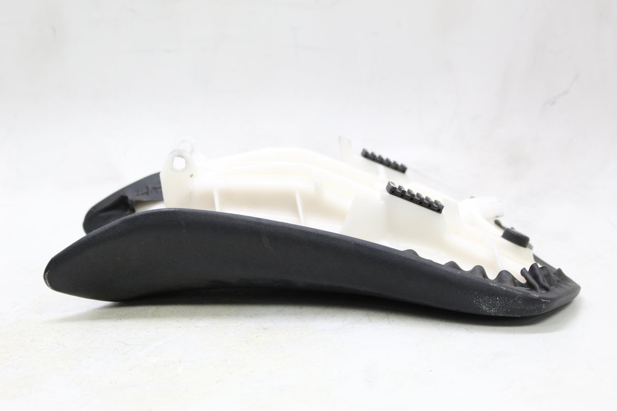 2009 Kawasaki Ninja ZX6R OEM SEAT