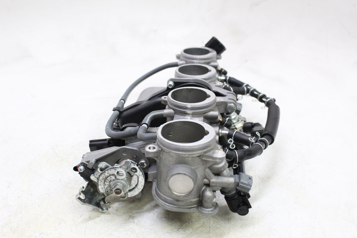 2017 Yamaha FZ10 OEM MAIN FUEL INJECTORS / THROTTLE BODIES