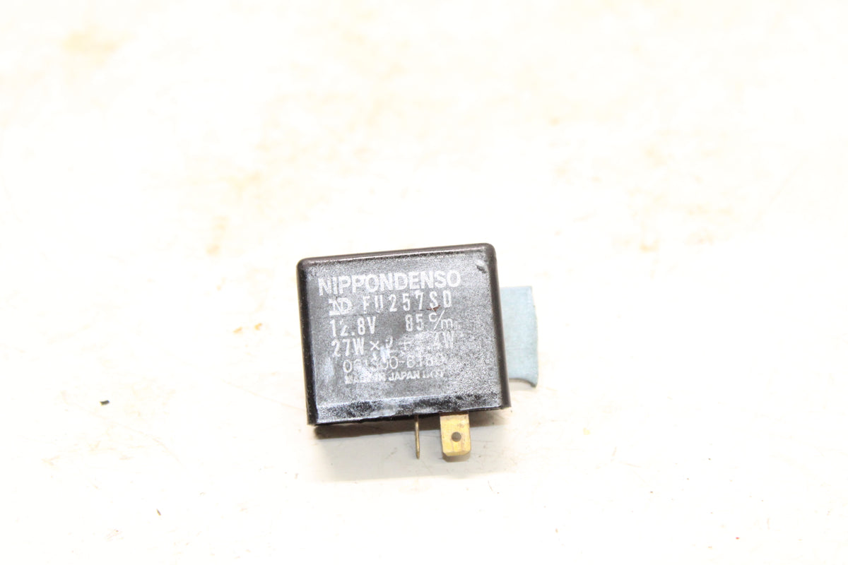 1983 Yamaha XC180 Riva 180 OEM Turn Signal Flasher Relay Nippondenso
