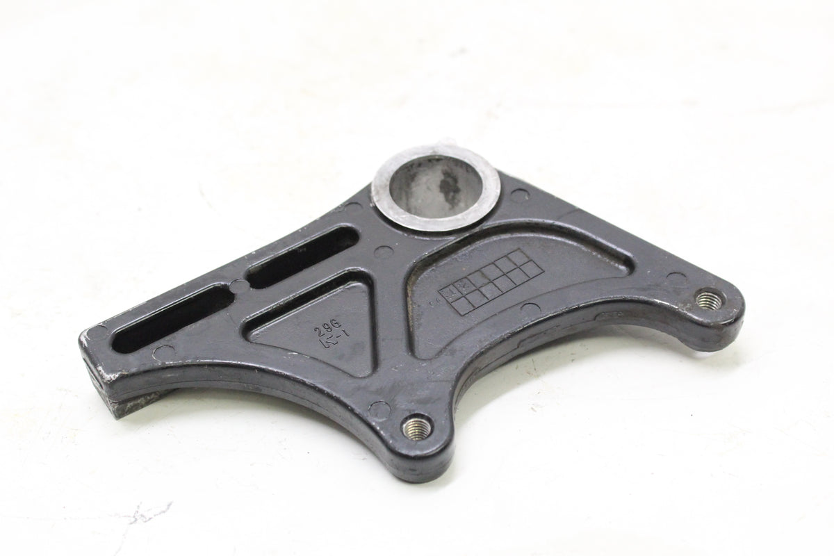 2004 SUZUKI GSXR600 OEM REAR BRAKE CALIPER MOUNT BRACKET HANGER