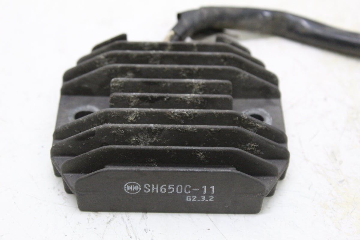 2003 Yamaha FZ1 FZS1000 Fazer OEM Rectifier Voltage Regulator