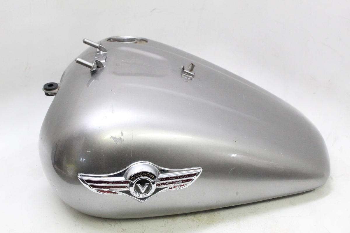 2005 KAWASAKI VULCAN 1500 VN1500 CLASSIC OEM GAS FUEL TANK SILVER