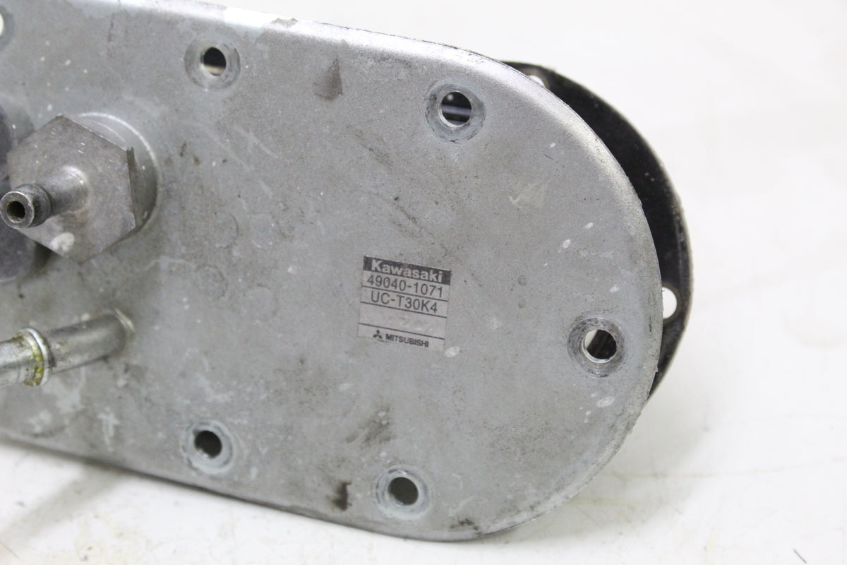 2005 KAWASAKI VULCAN 1500 VN1500 OEM Fuel Pump Assembly 49040-1071