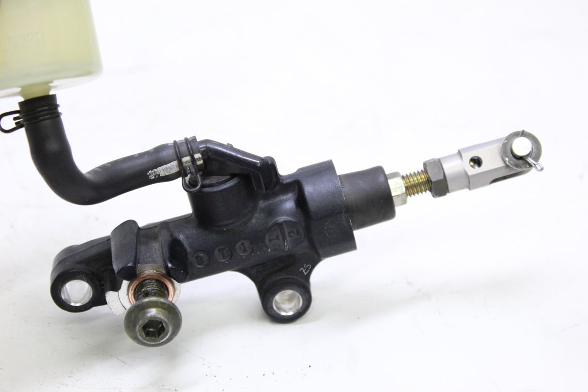 2004 Yamaha YZF R1 04-06 OEM REAR BACK BRAKE MASTER CYLINDER W RESERVOIR