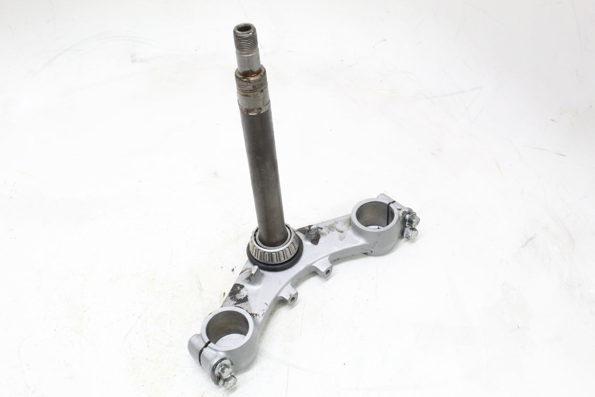 1992 KAWASAKI NINJA 600R ZX600C OEM LOWER TRIPLE TREE STEERING STEM
