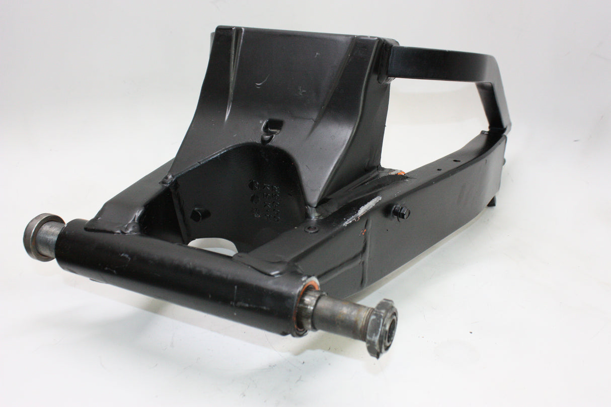 2005 Suzuki GSXR600 OEM REAR SWINGARM BACK SUSPENSION SWING ARM
