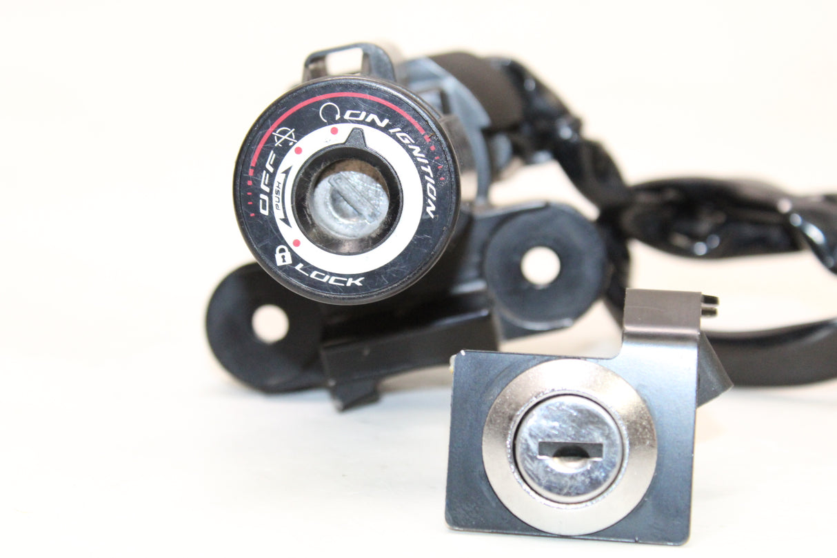 2021 Kawasaki Ninja 400 EX400 OEM IGNITION LOCK SET W GAS CAP SEAT LOCK !NO KEY!