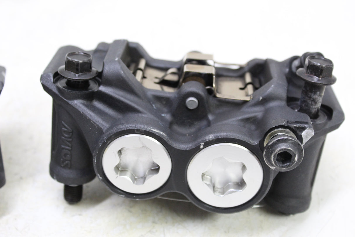 2017 Yamaha FZ10 OEM RIGHT LEFT FRONT BRAKE CALIPER SET PAIR CALIPERS