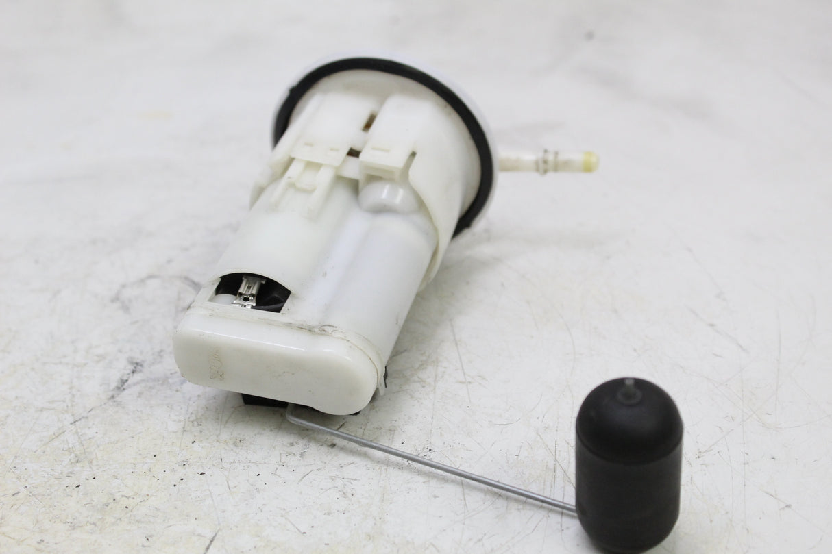 2017 Yamaha FZ10 OEM FUEL PUMP GAS PETROL SENDER UNIT