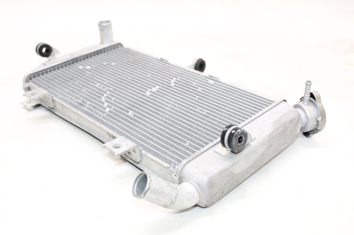 2021 Kawasaki Ninja 400 EX400 OEM ENGINE RADIATOR MOTOR COOLER COOLING RADIATER