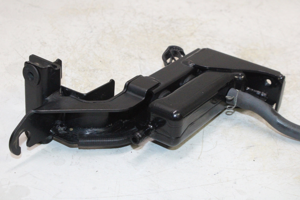 2005 Yamaha Road Star XV1700 OEM FUEL GAS TANK PUMP BRACKET W ENGINE STAY