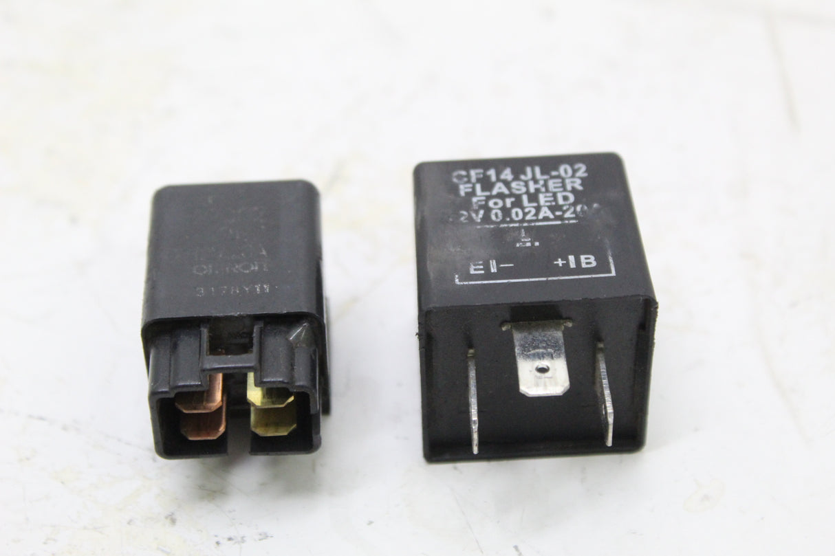 1992 KAWASAKI NINJA 600 ZX600 OEM TURN SIGNAL FLASHER RELAY SET