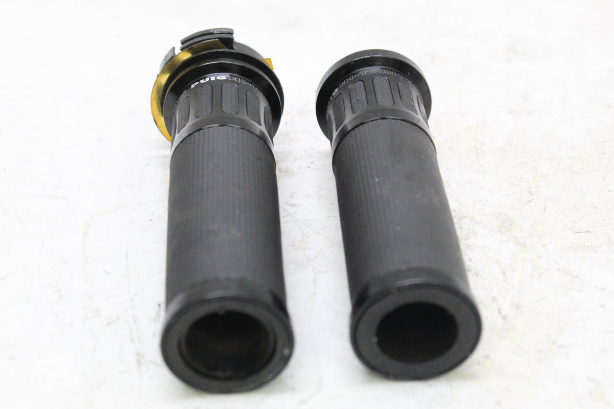 2003 YAMAHA FZ1 FZS1000 FAZER PUIG HI-TECH HANDLEBAR GRIPS PAIR