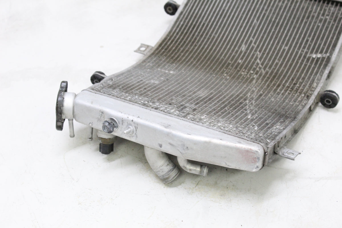 2004 Suzuki GSXR600 OEM ENGINE RADIATOR MOTOR COOLER COOLING RADIATER