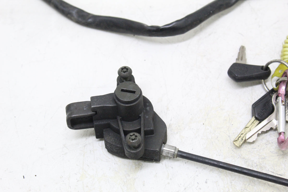 2003 YAMAHA FZ1 FZS1000 FAZER OEM IGNITION SWITCH SEAT LOCK KEY SET