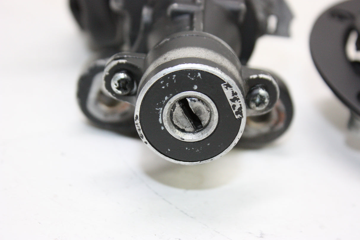 2005 Suzuki GSXR600 OEM IGNITION LOCK KEY SET W/ GAS CAP AND SEAT LOCK