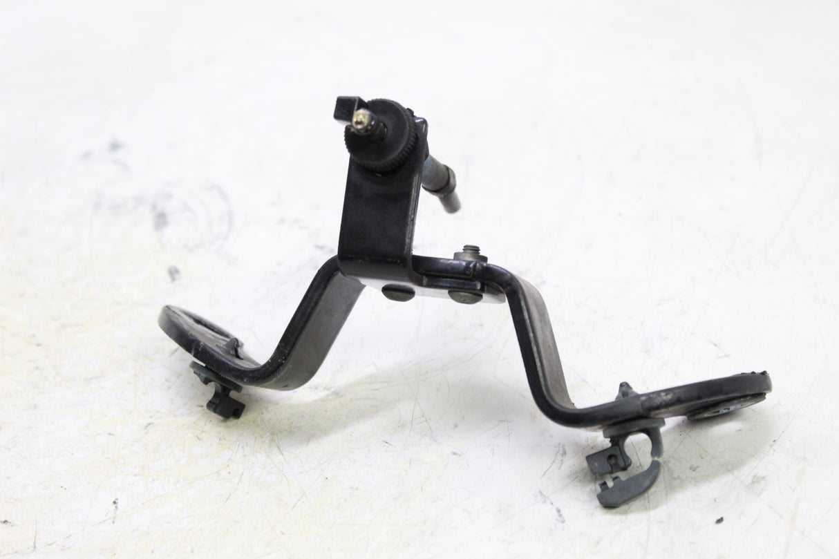 2005 Harley-Davidson Sportster 883 XL883 OEM TOP CENTER ENGINE LINK BRACKET