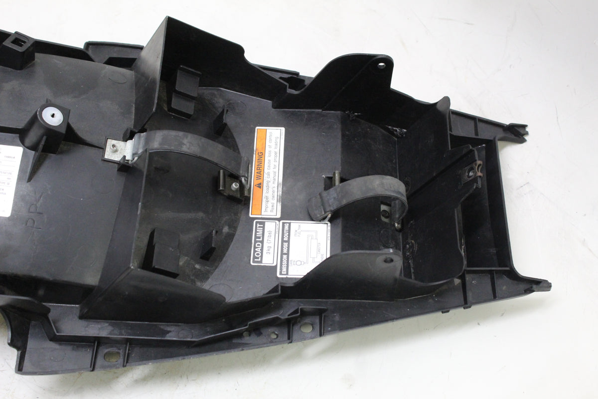 2003 YAMAHA FZ1 FZS1000 FAZER OEM REAR FENDER UNDERTAIL BATTERY TRAY