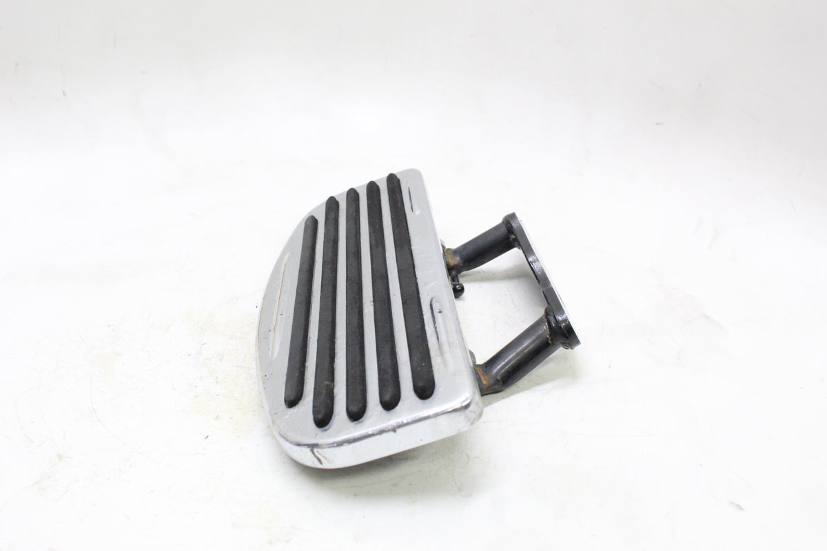 2005 KAWASAKI VULCAN 1500 VN1500 Left Rider Floorboard Footrest Bracket
