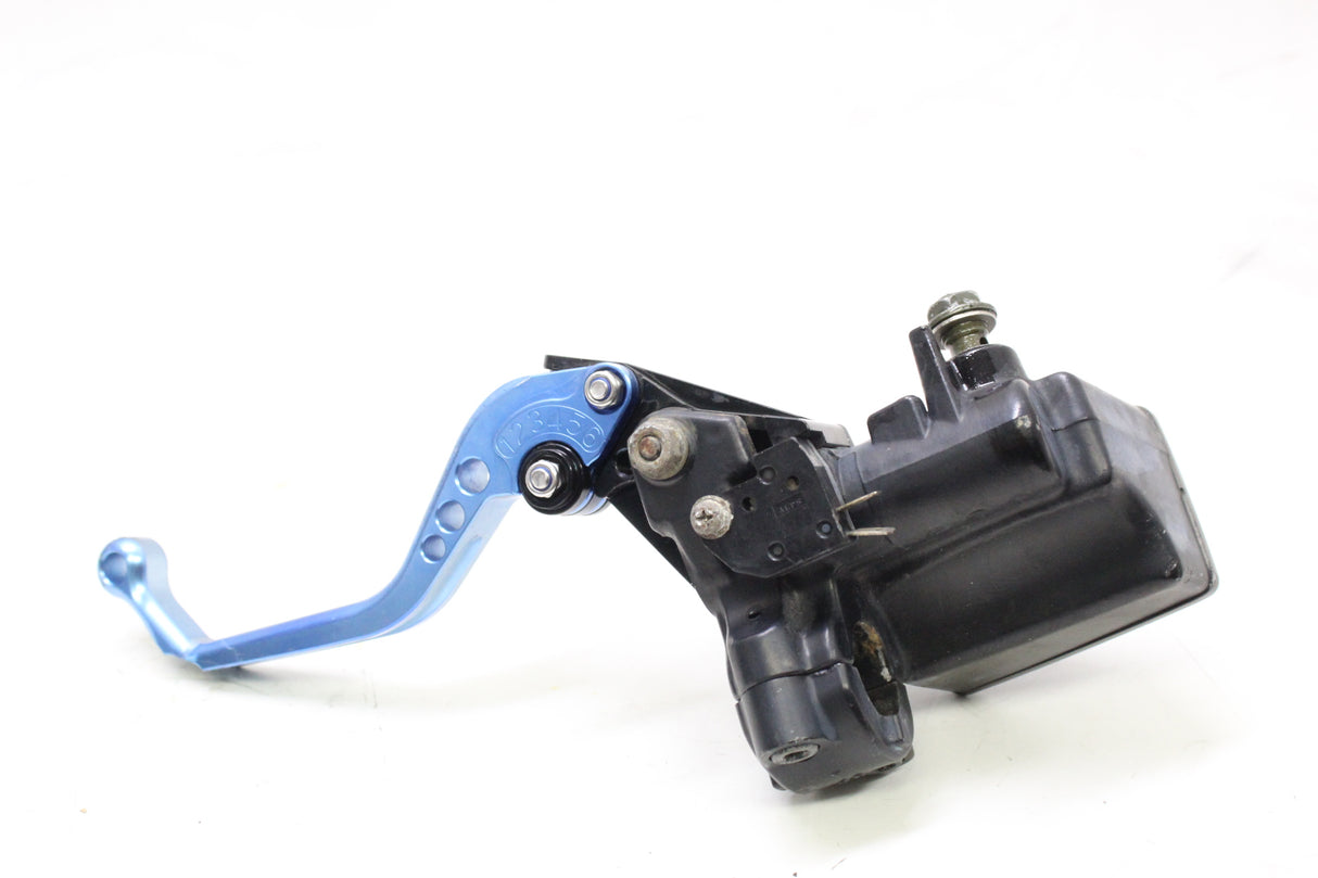 2005 KAWASAKI NINJA 250R EX250 FRONT BRAKE MASTER CYLINDER W LEVER