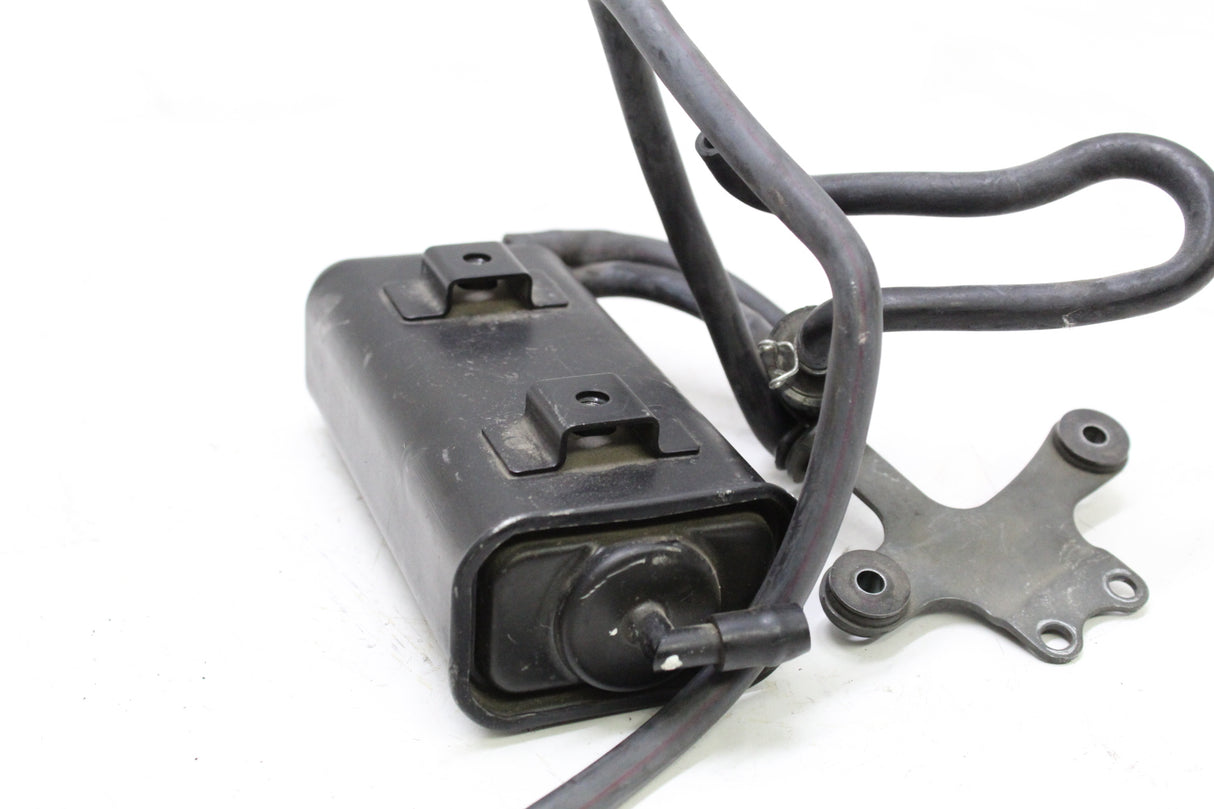 2004 Yamaha YZF R1 04-06 OEM EVAP VAPOR CHARCOAL EMISSION CANISTER