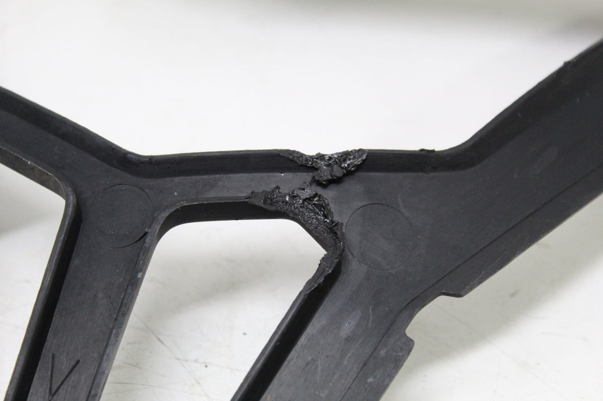 2007 Yamaha YZF R6S OEM INNER FAIRING COWL TRIM COVER PANEL KIT