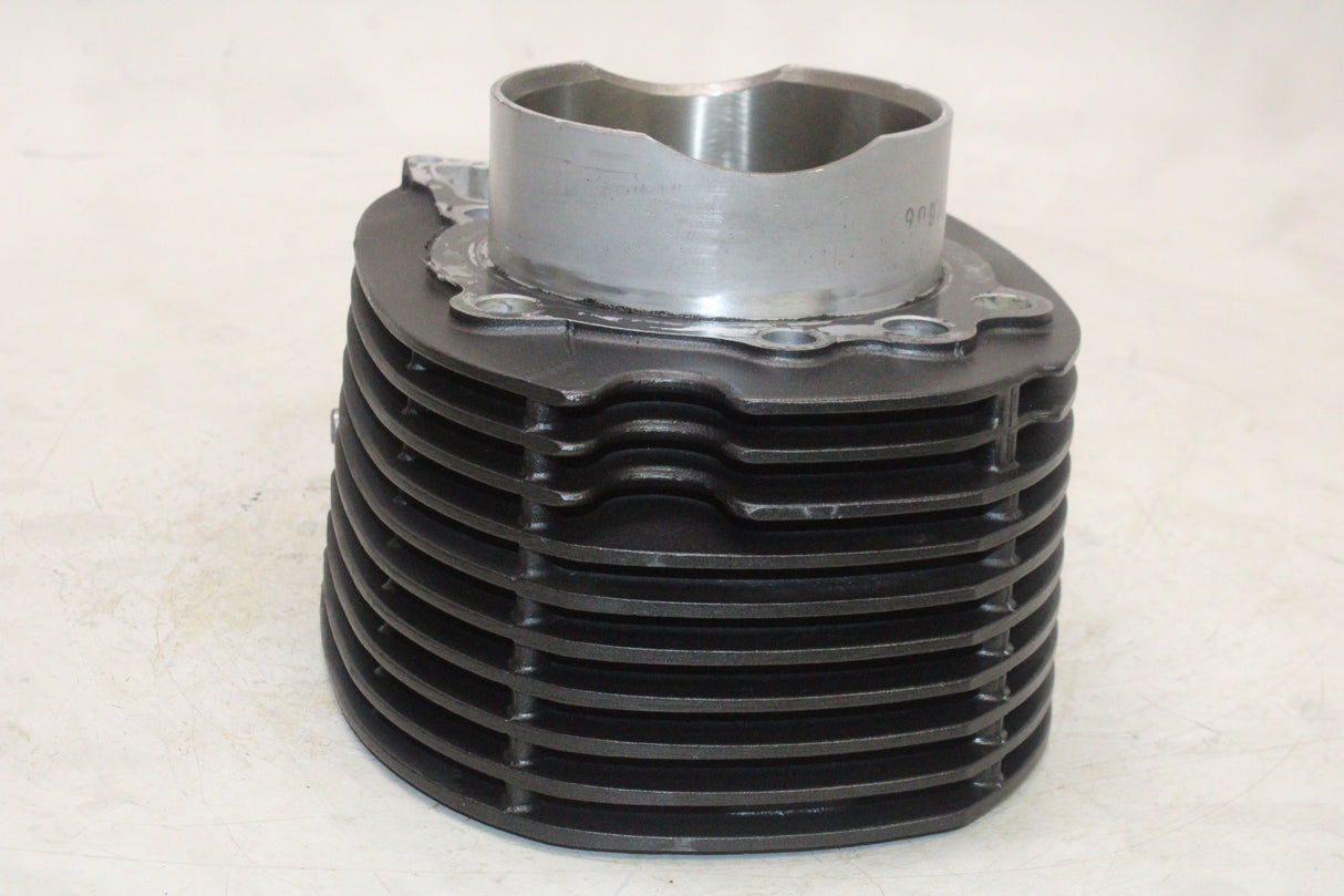2006 Yamaha V Star 1100 XVS1100 OEM FRONT ENGINE PISTON CYLINDERS BLOCK JUG