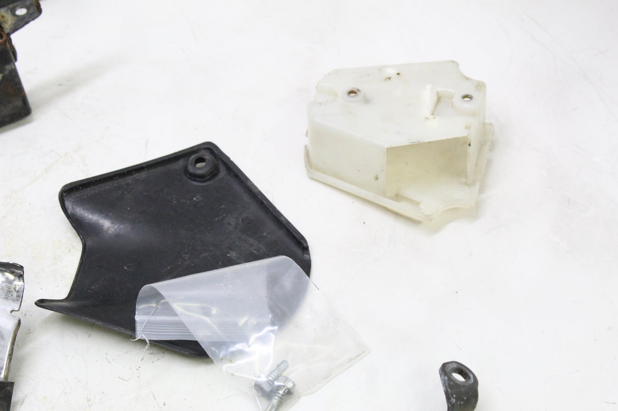 1996 Honda Shadow ACE 1100 VT1100 OEM MOUNTING BRACKETS MOUNTS STAY SET KIT