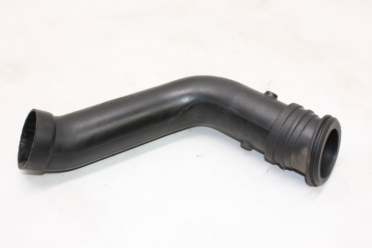 2004 Triumph Daytona 600 OEM RIGHT RAM AIR INTAKE TUBE DUCT