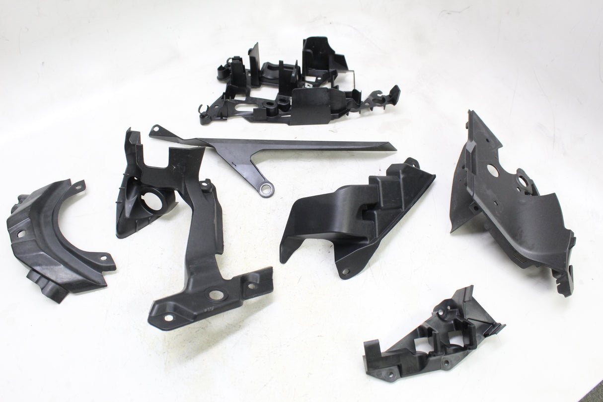 2017 Yamaha FZ10 OEM INNER FAIRING COWL TRIM COVER PANEL KIT