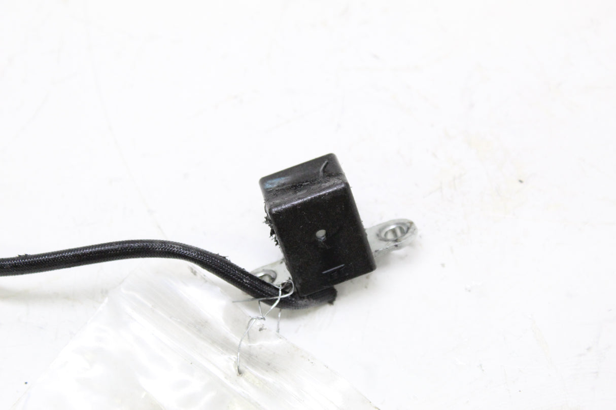 2007 Kawasaki KLR650 OEM ENGINE MOTOR COIL PICKUP PULSE PULSER SENSOR