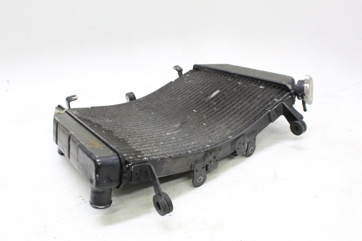 2005 Yamaha YZF R6 OEM ENGINE RADIATOR MOTOR COOLER COOLING RADIATER