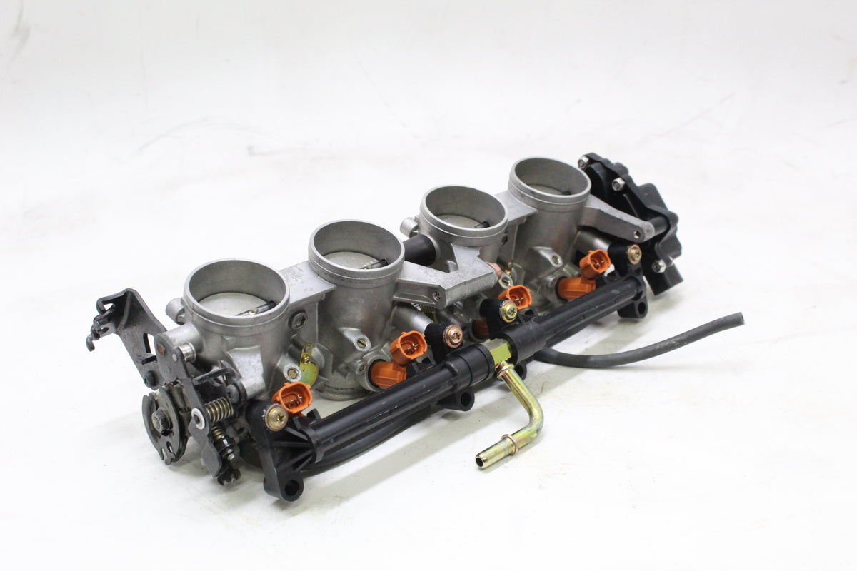 2004 SUZUKI GSXR600 OEM THROTTLE BODY FUEL INJECTOR ASSEMBLY