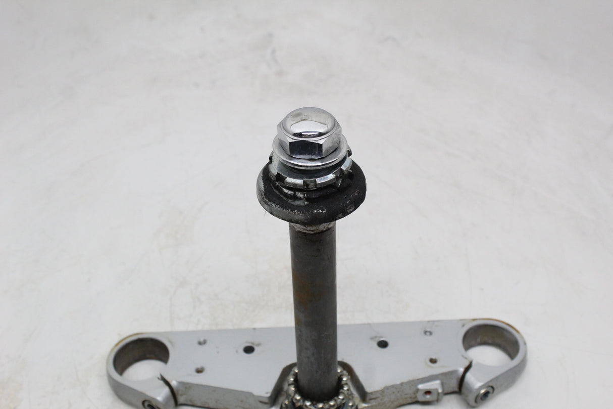 2005 Honda VTX1300S VTX1300 OEM FRONT FORKS CLAMP LOWER TRIPLE TREE STEM