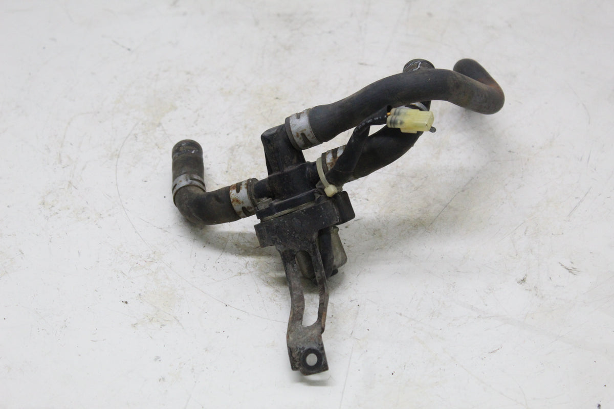 2009 Yamaha YZF-R6S OEM Air Induction AIS Valve With Hoses And Bracket